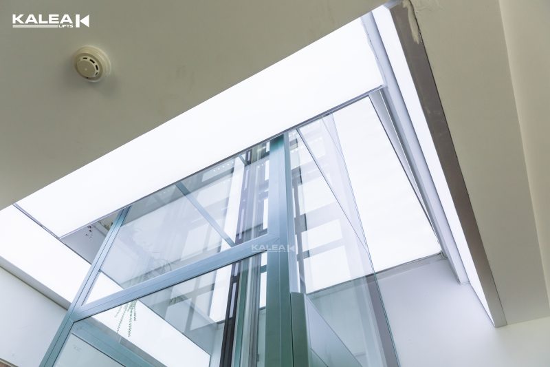 大连展厅落地窗