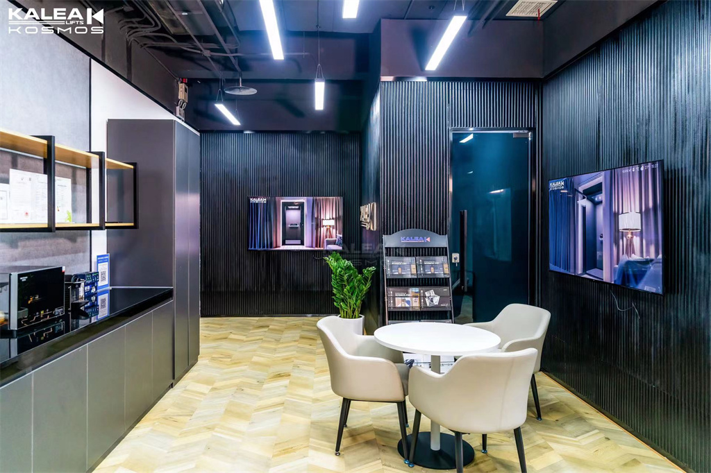 卡尼亚郑州家用电梯展厅一角