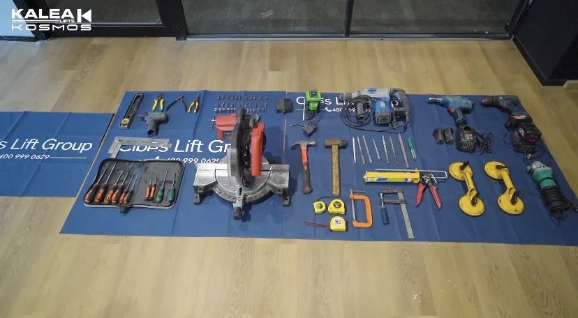 卡尼亚电梯安装过程